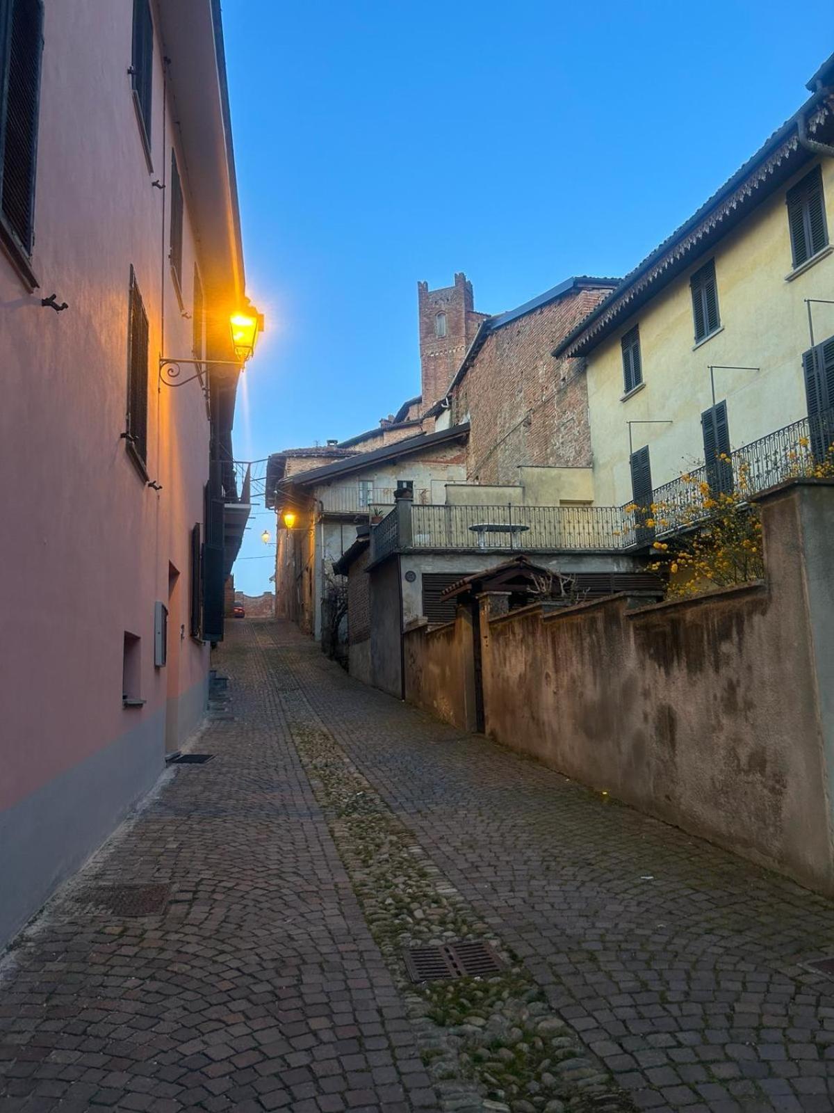 Al Vicolo Uno Hotel Montemagno  Luaran gambar