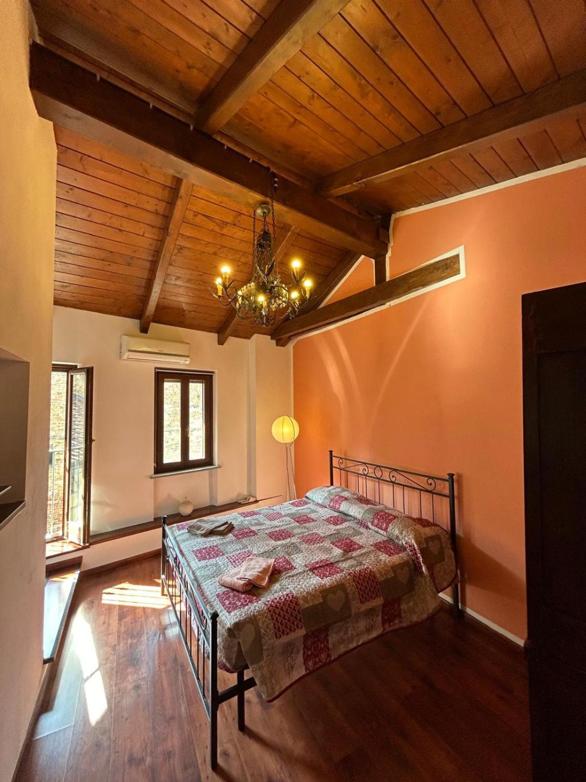 Al Vicolo Uno Hotel Montemagno  Luaran gambar